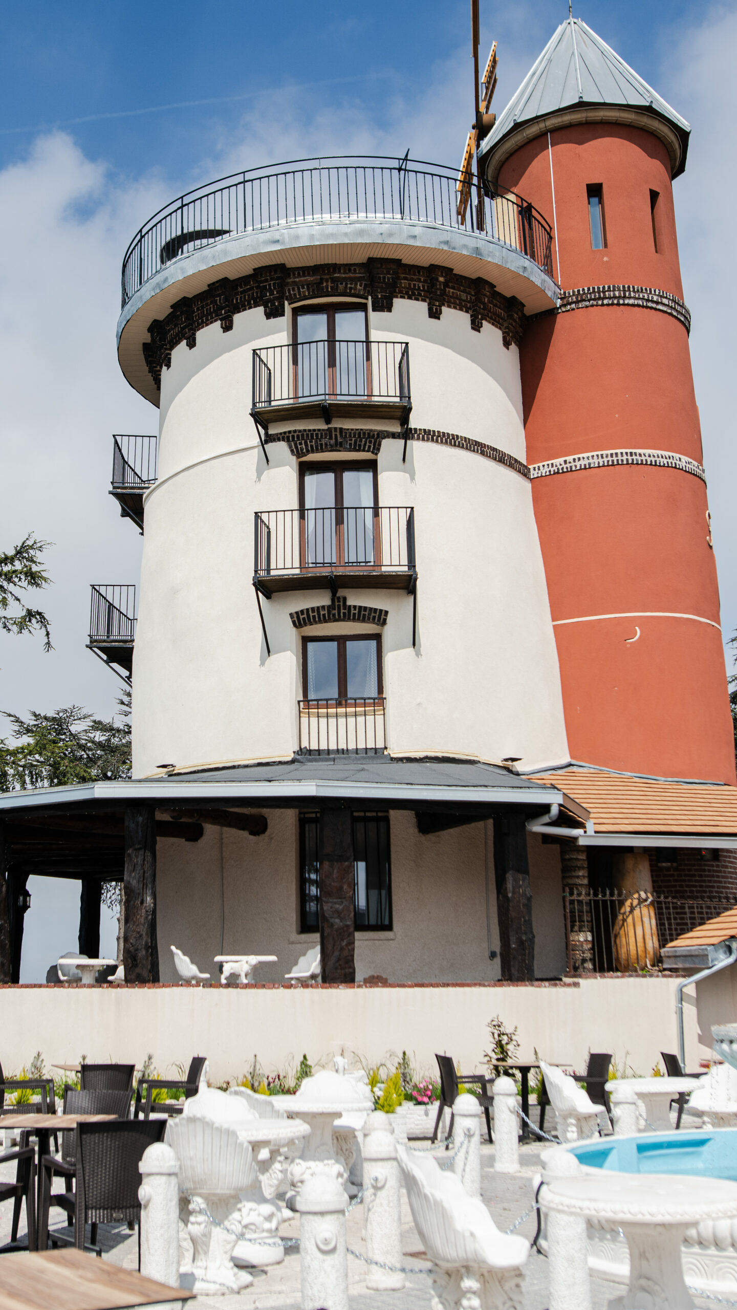 hotel argenteuil scaled uai - Le Moulin d'Orgemont